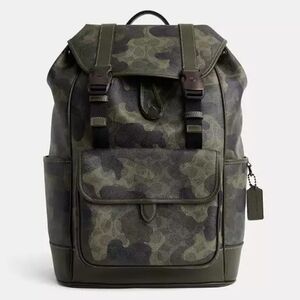 Coach Men’s Flap Leather Backpack CAF98 Shamrock Camo NWOT